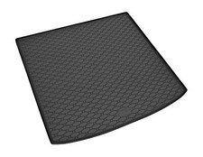 Passgenaue Kofferraumwanne von RIGUM passend für Fiat Tipo Combi ab 2017 | UPPER