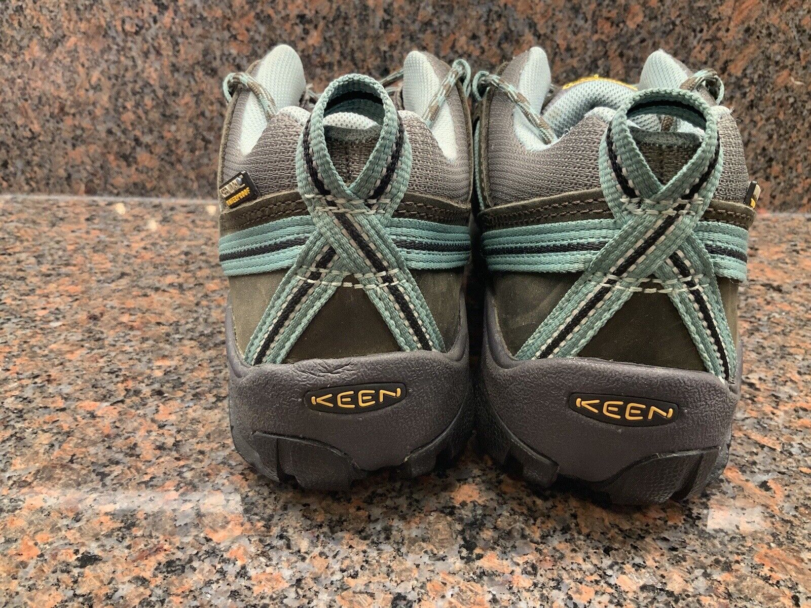 KEEN Targhee II WP scarpe da trekking da donna taglia 6 nere oliva blu minerale 1012244