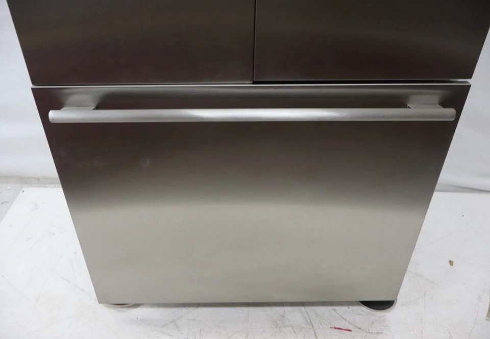 Thermador T36BT915NS 19.4 Cu. Ft. 36" Built-In Smart French Door Refrigerator - Image 4 of 4