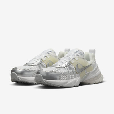 NIKE V2K RUN 25センチ ナイキ V2K ラン ウィメンズシューズ / Nike V2K Run Women's