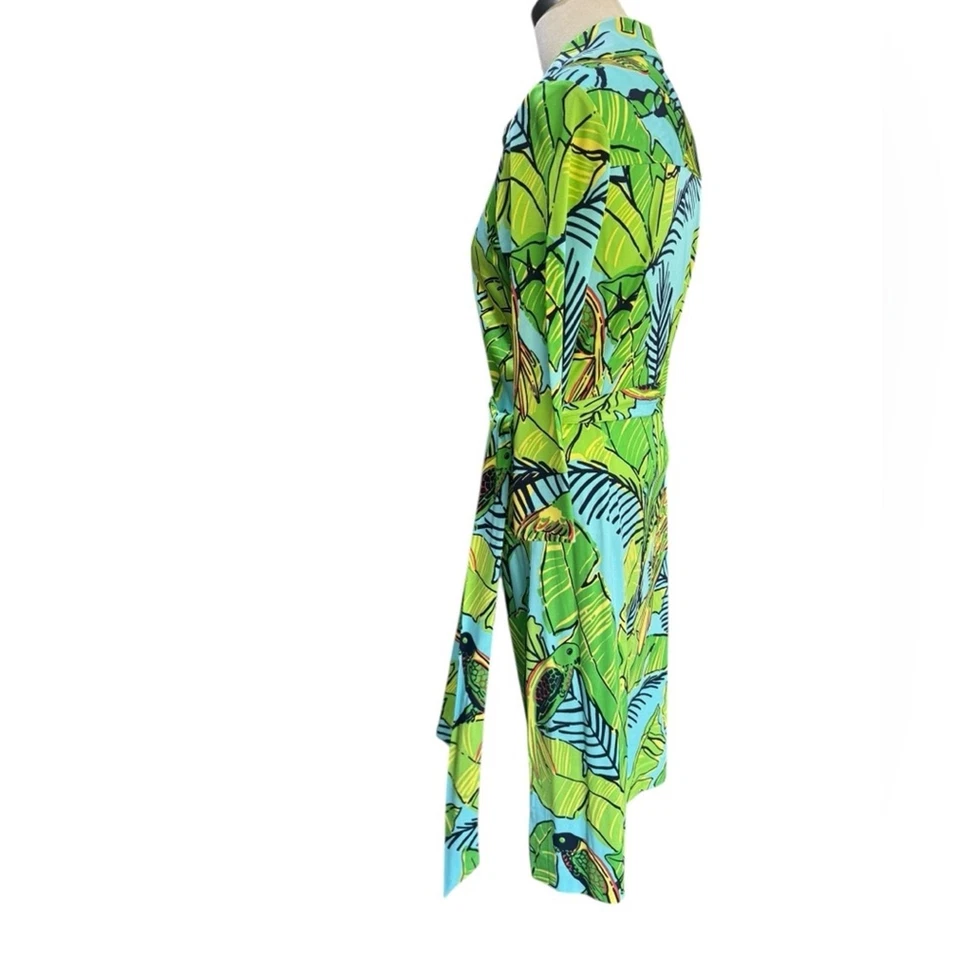 LILLY PULITZER 100% Silk Palm and Parrot 3/4 Sleeve Tie Front shirt dress Size 8 - Image 3 of 4