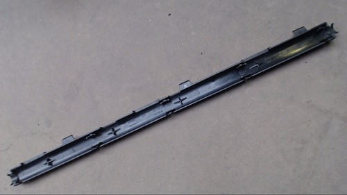 Deckel Kabelkanal Batteriekabel Plus 7809331 2993 CCM 170 KW BMW 330xd DPF