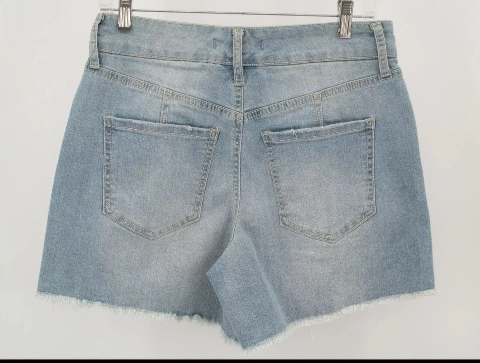 NWT ENERGIE Bermuda Denim Shorts High Rise Stretch Distressed Raw Hem Size 5 - Изображение 2 из 4