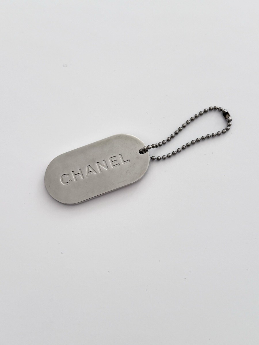 シャネル CHANEL キーホルダー シルバー ドッグタグ メタル