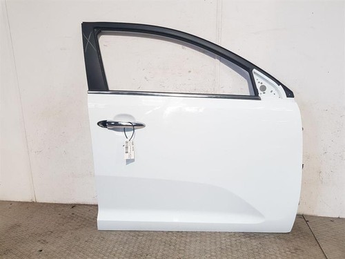 2016 KIA SPORTAGE FRONT DOOR RH DRIVER SIDE WHITE 5 DOOR ESTATE