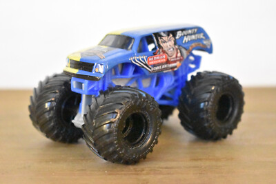 Spin Master Monster Jam Series 11 Bounty Hunter 1/64. LOOSE