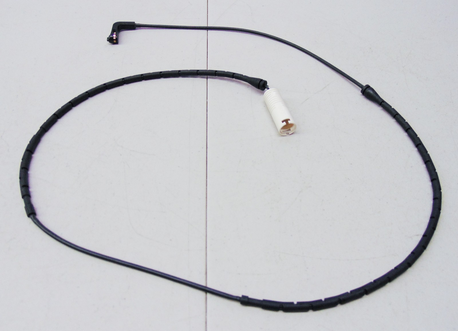 ROLLS-ROYCE PHANTOM FRONT BRAKE PAD WEAR SENSOR OEM # 34-35-6-779-247
