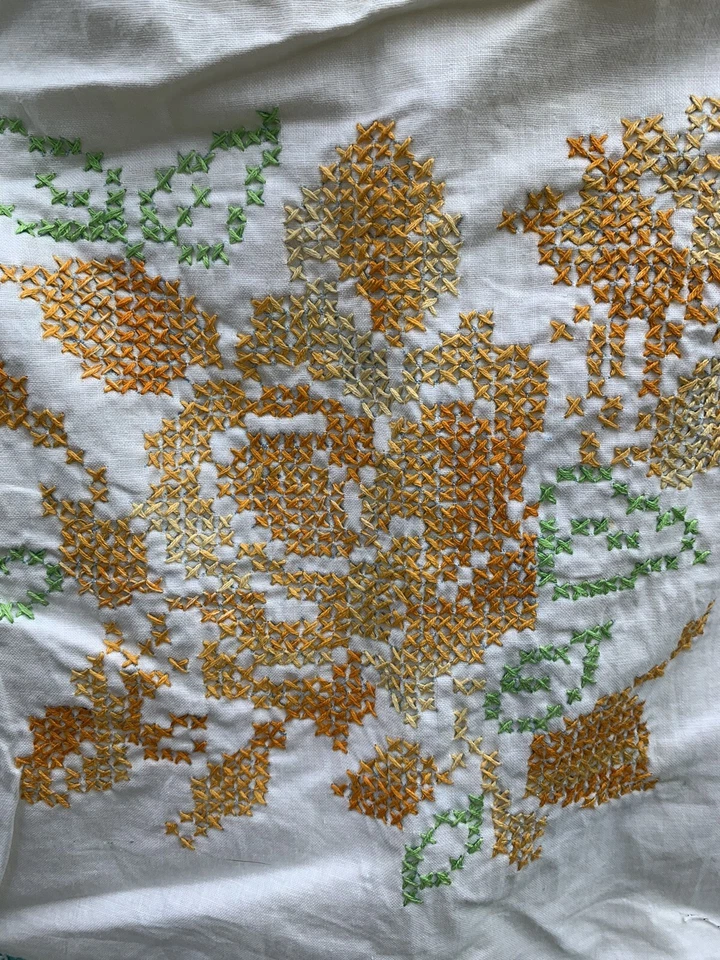 Vintage Green And White  Quilt Blanket Cross Stitched Quilt Antique Quilt - Image 4 of 4