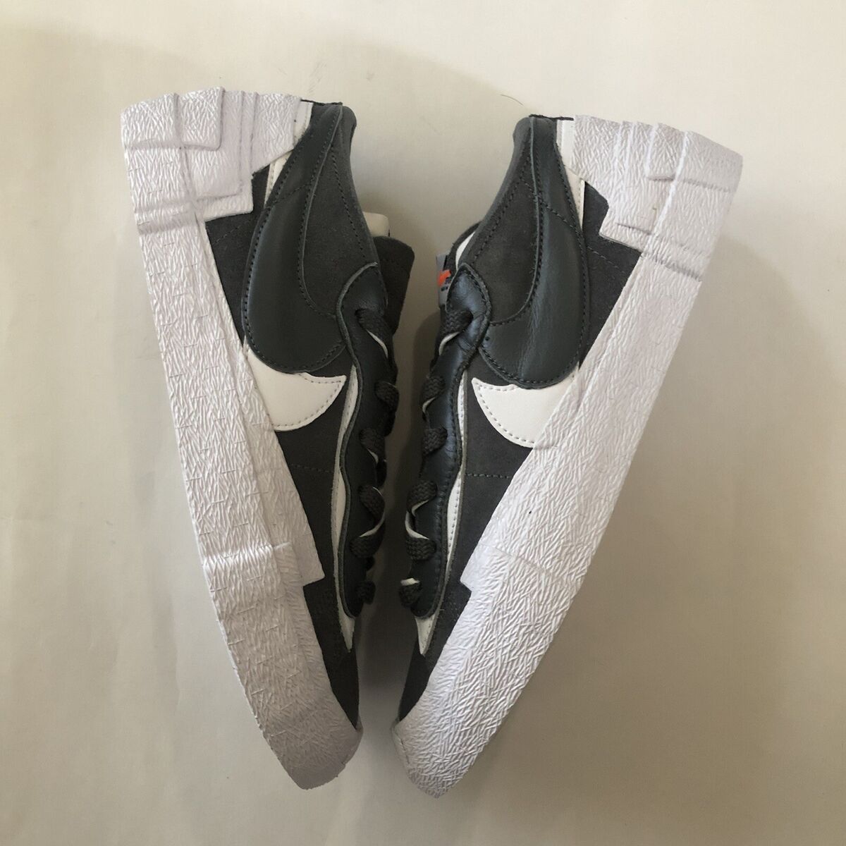 Size 7.5 - Nike Blazer Low Sacai Iron Grey 194958965112 | eBay Size 7.5 - Nike Blazer Low Sacai Iron Grey 194958965112 | eBay