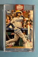 Topps Archives Signature Series Max Muncy Auto /29