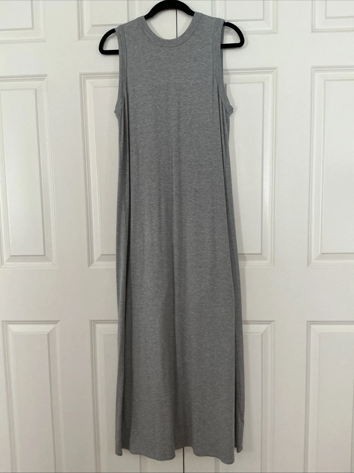 Joan Vass Maxi Dress L Gray Sleeveless Zip Back Stretch Minimalist Travel Casual
Opens in a new wind