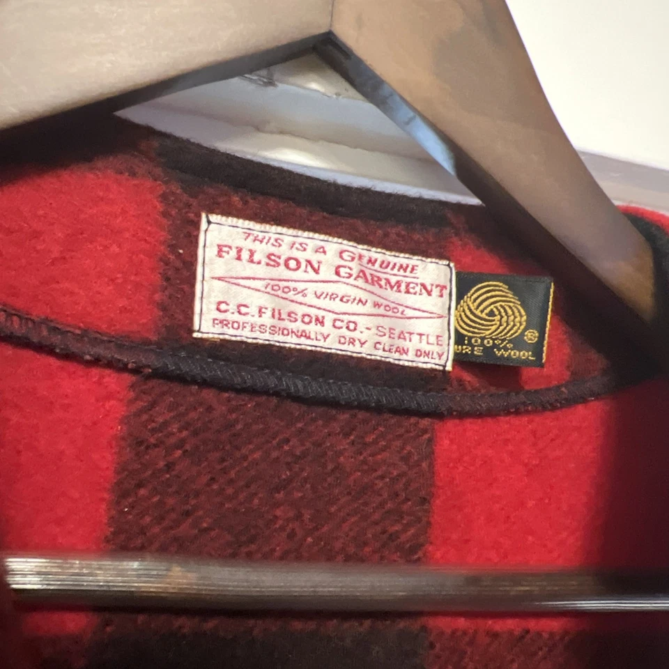 Chaleco de Lana Filson Mackinaw Talla 40 Bolsillos Rojo Cuadros HECHO EN EE. UU. VINTAGE Foto 2 de 4