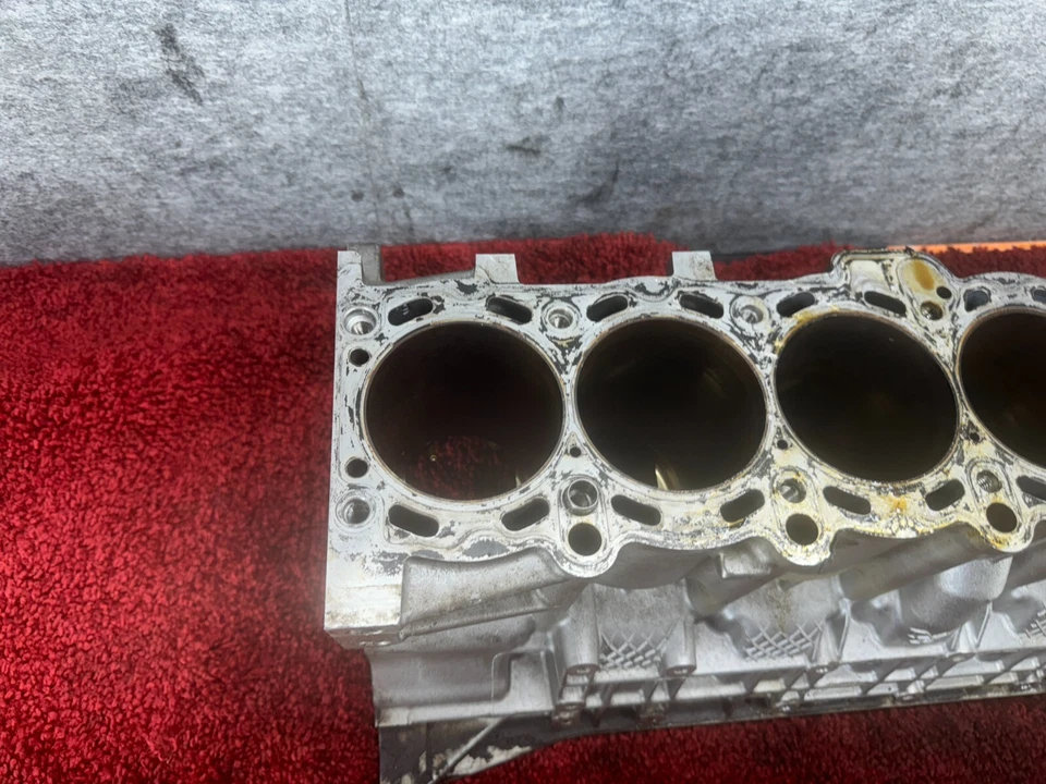 Оригинальный корпус блока двигателя BMW E46 E39 E60 E53 E85 E83 M54 117K EP - Изображение 4 из 4