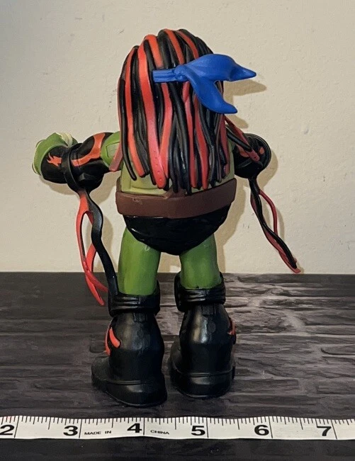 Teenage Mutant Ninja Turtles Ninja Super Stars Leonardo como Finn Balor WWE TMNT Foto 3 de 4