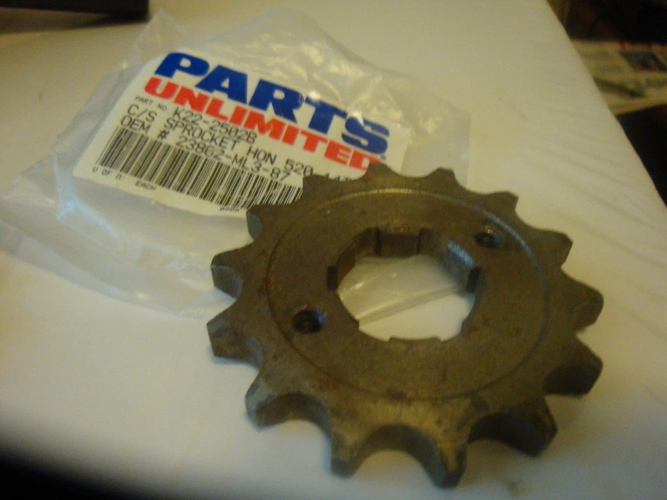 Piñón unilimitado piezas nuevas Honda 88-2000 CR250 520 14T K22-2502B Foto 3 de 4