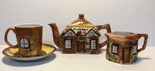 Price Kensington Cottage Ware 845007     4 Pc Set Teapot Creamer Cup Saucer