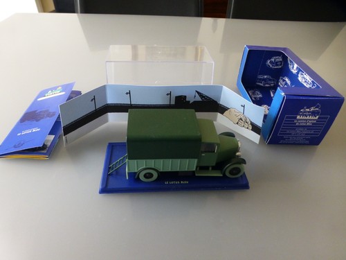 TINTIN HERGE MODEL #53 OPIUM TRUCK IN BLUE LOTUS  1/43 SCALE - Picture 1 of 21