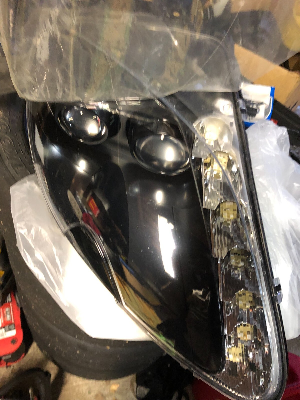 ASTON MARTIN V8 / V12 VANTAGE HEADLIGHT OEM 05 06 07 08 09 10 11 12 13 14 15 16