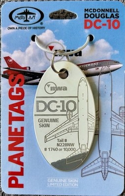 PLANETENSCHILDER: NORDWEST: DOUGLAS DC10 (N228NW) - WEISS / GRAU ZWEIFARBIGES ETIKETT