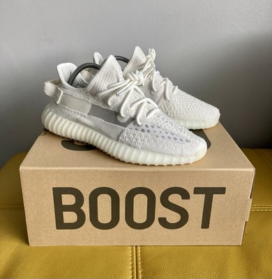  Neu mit Karton & Original Adidas Yeezy Boost 350 V2 Turnschuhe Knochen UK 8 US 8,5 