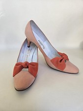 Vintage 1950s-1960s All Leather Heels Women's Shoes Nude Salmon Pink With Bows 8
