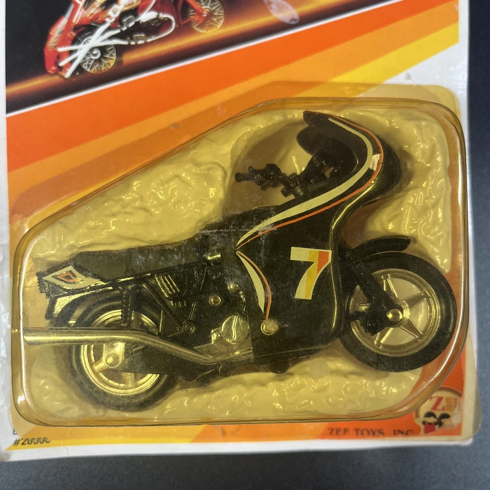 Bicicletas con ruedas ZEE TOYS Honda CBX #28556 - EXTREMADAMENTE RARAS - 1982 cardadas fundidas a presión Foto 2 de 4