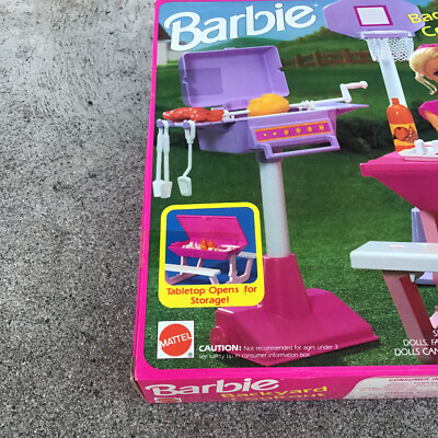 Vintage 1992 Mattel Barbie Backyard Cookout #7567 NIB Table Opens