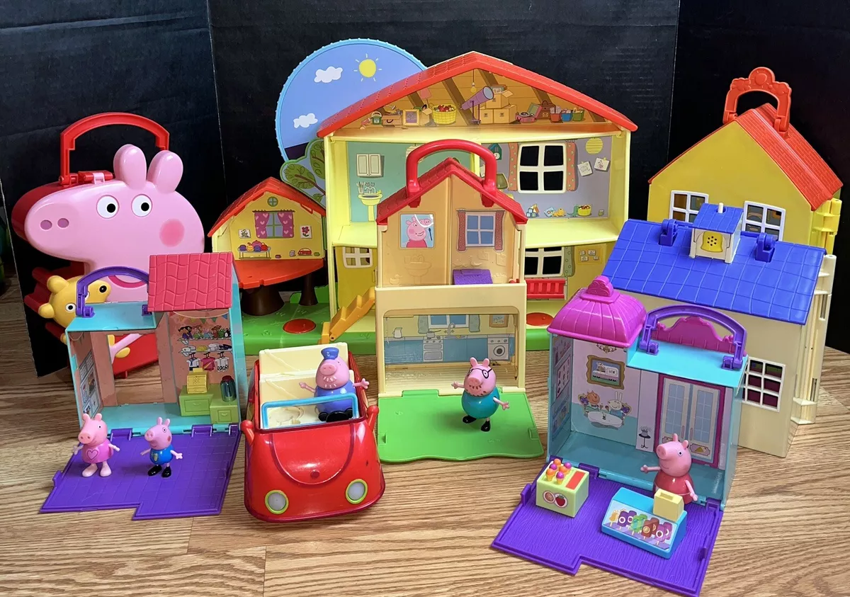 Peppa Pig's House Playset with 4 Figures Fold Out House with Carrying  Handle