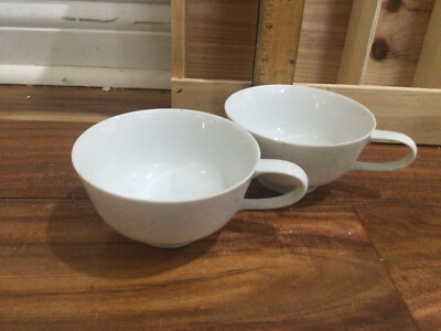 EASTERLING China Double Damask 2 cups 2''X4''White Leaf Design Germany + 2 free