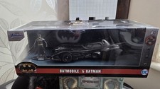 Batman 1989 Batmobile and figure 1-32 Scale New in Box Jada