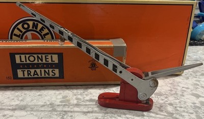 Vintage Postwar Lionel Trains #152 Automatic Crossing Gate With Original Box
