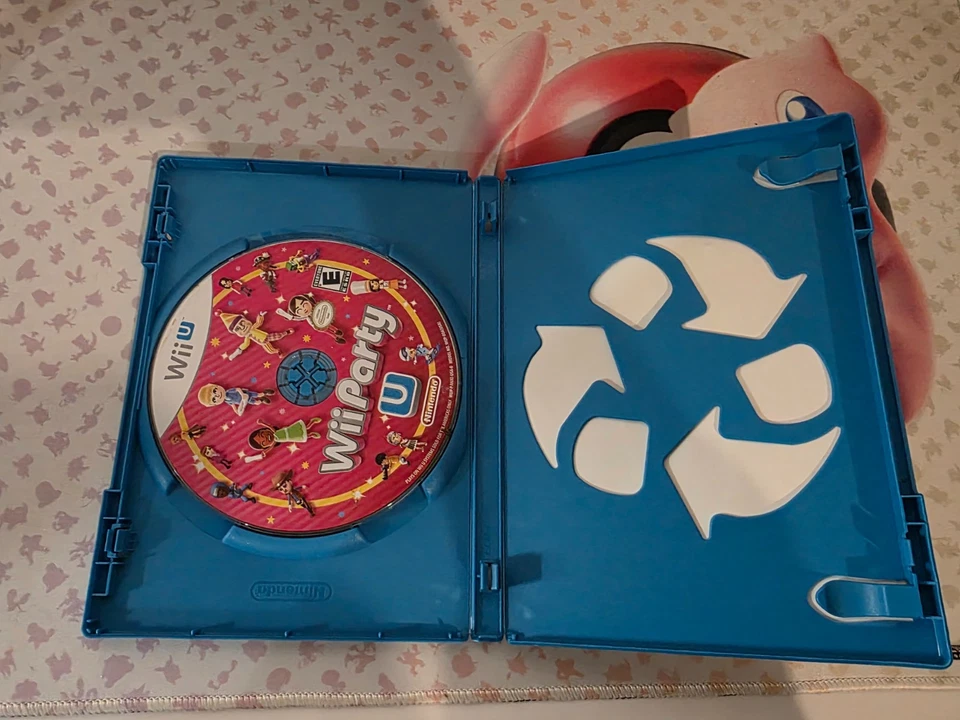 Wii Party U Nintendo Wii U 2013 No Manual - Image 3 of 3