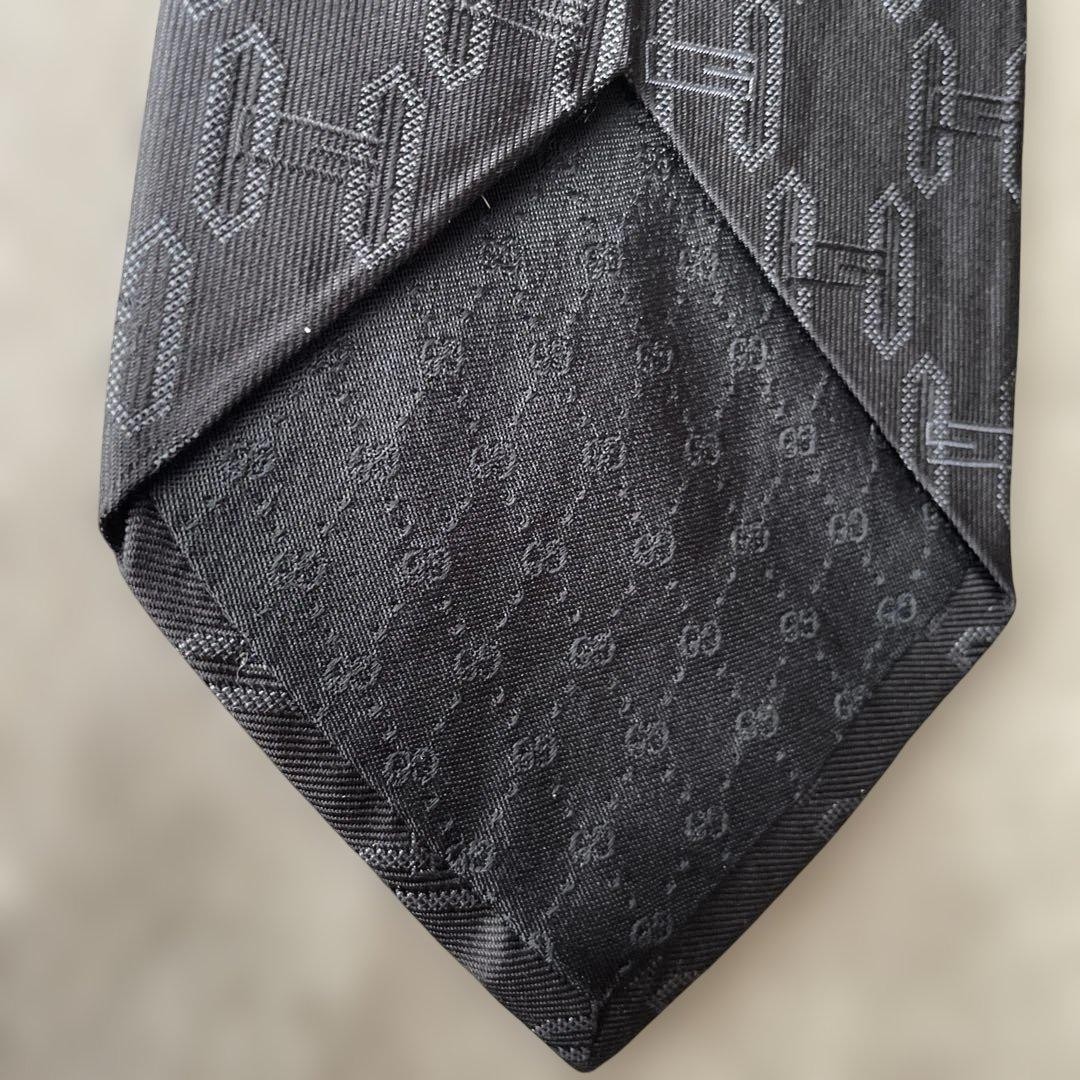 Authentic GUCCI Black G Pattern Silk Necktie Luxu… - image 6