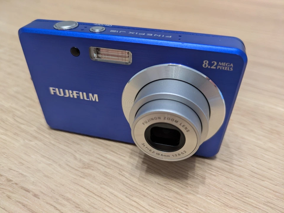 Fujifilm Digital Camera FinePix J12 10MP CCD Sensor Digicam Compact Blue - Image 2 of 4