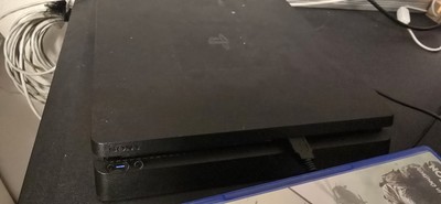 Sony PlayStation 4 Slim 500GB Spielekonsole - Jet Black