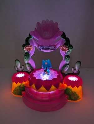 Talent Show Playset Light Up Stage Hatchimals Colleggtibles Electronic Toy Set