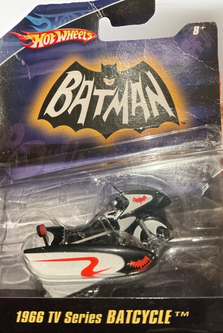 Hot Wheels Batman 1966 TV Series BATCYCLE DC Comics 2007 Batmobile