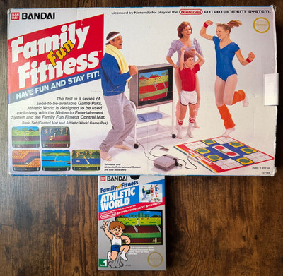 Family Fun Fitness Athletic World set complete in box hangtab pad nintendo nes
