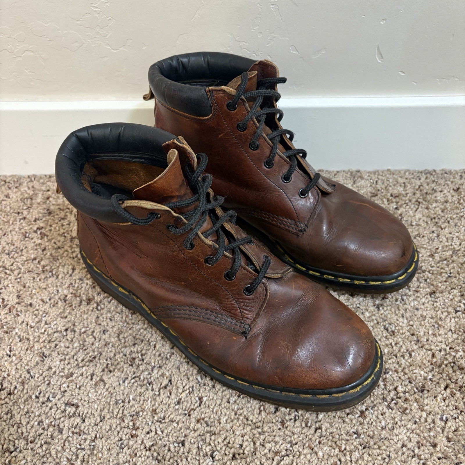 Dr Doc Martens Vintage Boots Size 7.5 Leather Brown  made in England