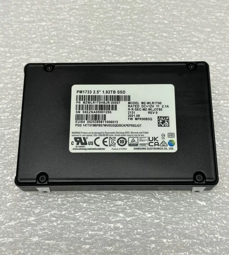 三星 PM1733 MZWLJ1T9HBJR 2,5" 1,92TB PCIe 4.0 x4 NVMe SSD MZ-WLJ1T90- - Bild 4 von 4