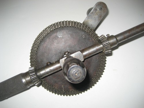 Vintage Hand Brace Drill with Auger Bit - Picture 7 of 9