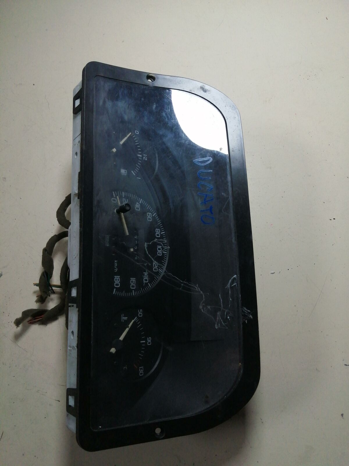 Foto 1 di 2