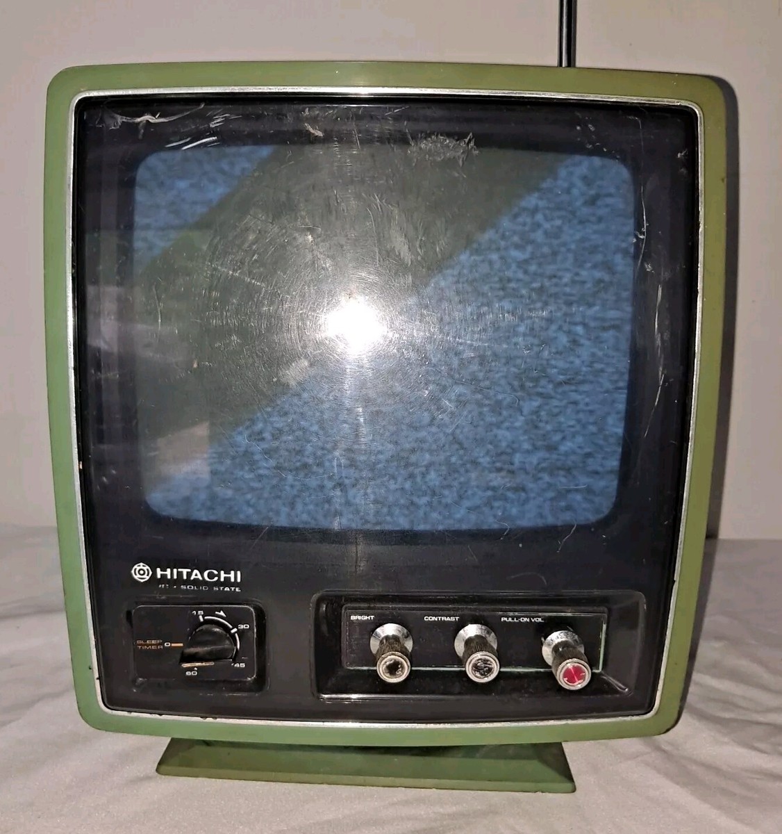 VINTAGE HITACHI I-48 TRANSISTOR TELEVISION CRT TV RECEIVER 9