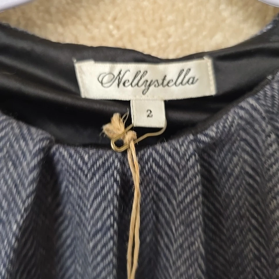Nellystella Girls Wool Blend DRESS TOP Sz 2T Navy Blue Herringbone Buttons - Image 4 of 4