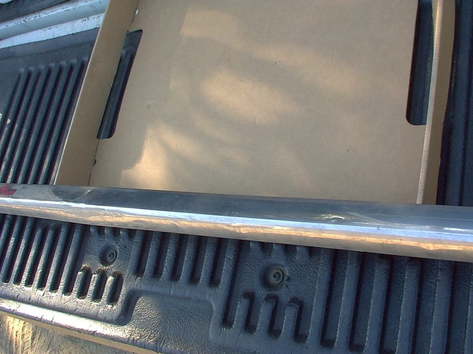 Pontiac 1959 cubierta tapa moldura pieza no como nuevo conductor decente Bonneville Catalina Star Foto 3 de 4