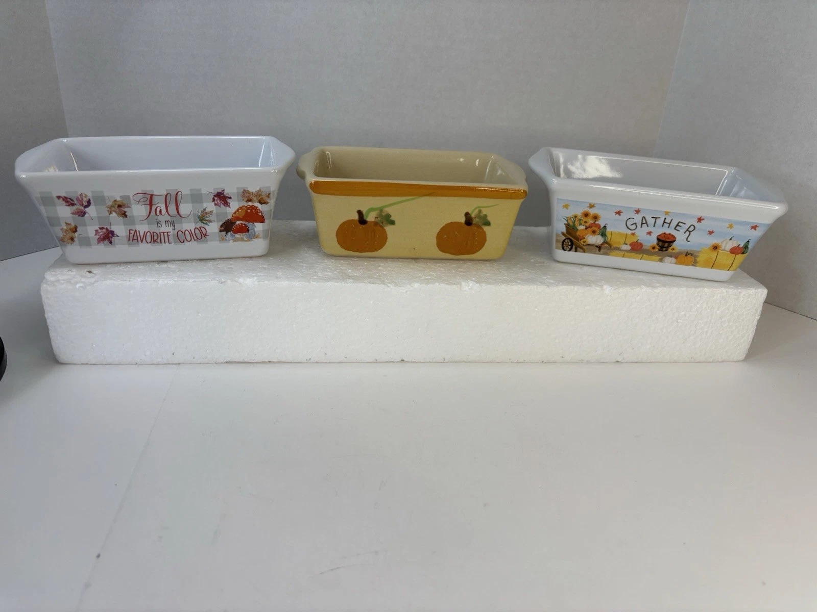 2 Royal NorFolk & 1 WCL mini Loaf Pans. Fall Colors. 3x5
Opens in a new window or tab