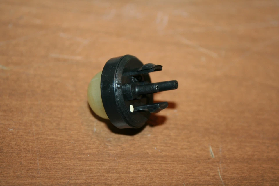 Homelite Toro Craftsman Primer Bulb Trimmer Blower OEM B - Image 2 of 3