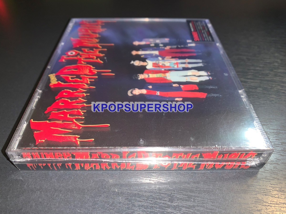 SHINee 4th Album Repackage Married to the Music CD Booklet