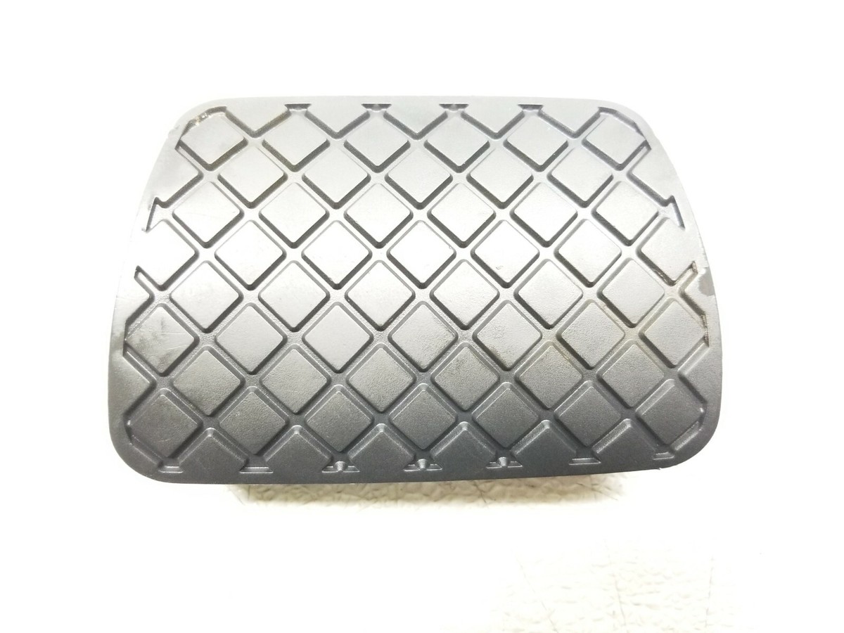 Audi Q5 ブレーキパッド 3234 0556 PGP 574-B14 10 11 12 AUDI Q5 BRAKE PEDAL RUBBER PAD OEM 72K Miles | eBay