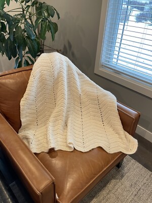 Afghan Throw Blanket Cream Color Granny Core Chevron Pattern 56 In X 44 In
